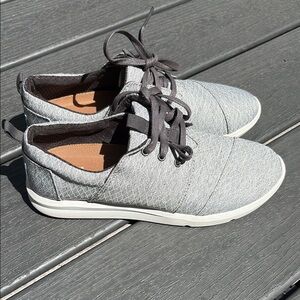 Womens Toms Sneakers size 8